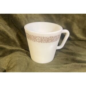 VTG Pyrex Coffee Brown 70s  Milk Glass Mugs Cups Woodland Pattern Corning  (1944